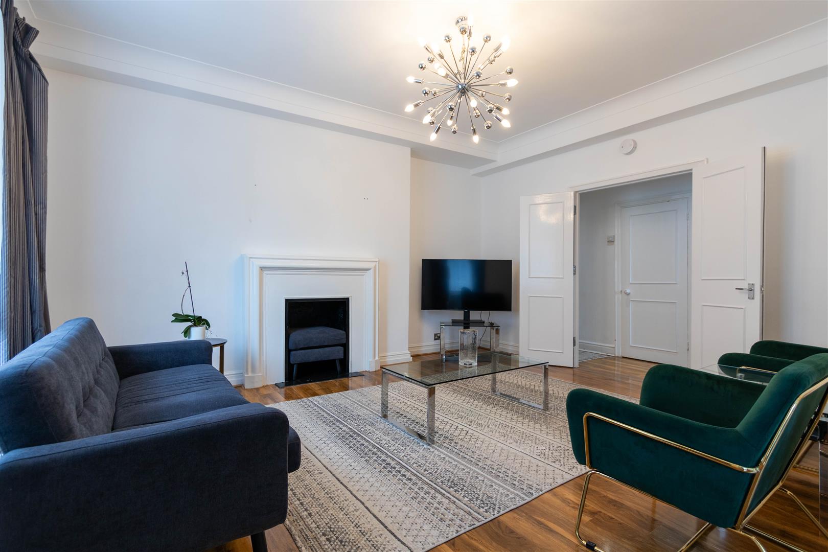 3 bed property in Park Mansions, Knightsbridge